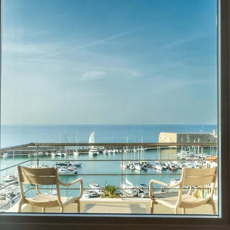 Blue Seaview *